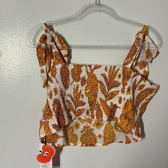 Short cropped, size  2XL, with shoulder ties - Picture 2 of 6